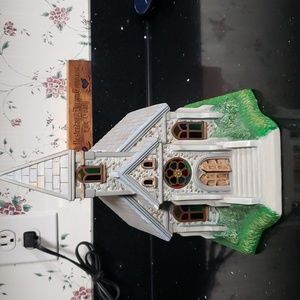 2XHP FIRM 1990s PartyLite Olde World Village #2 Church Porcelain Tealight Holder